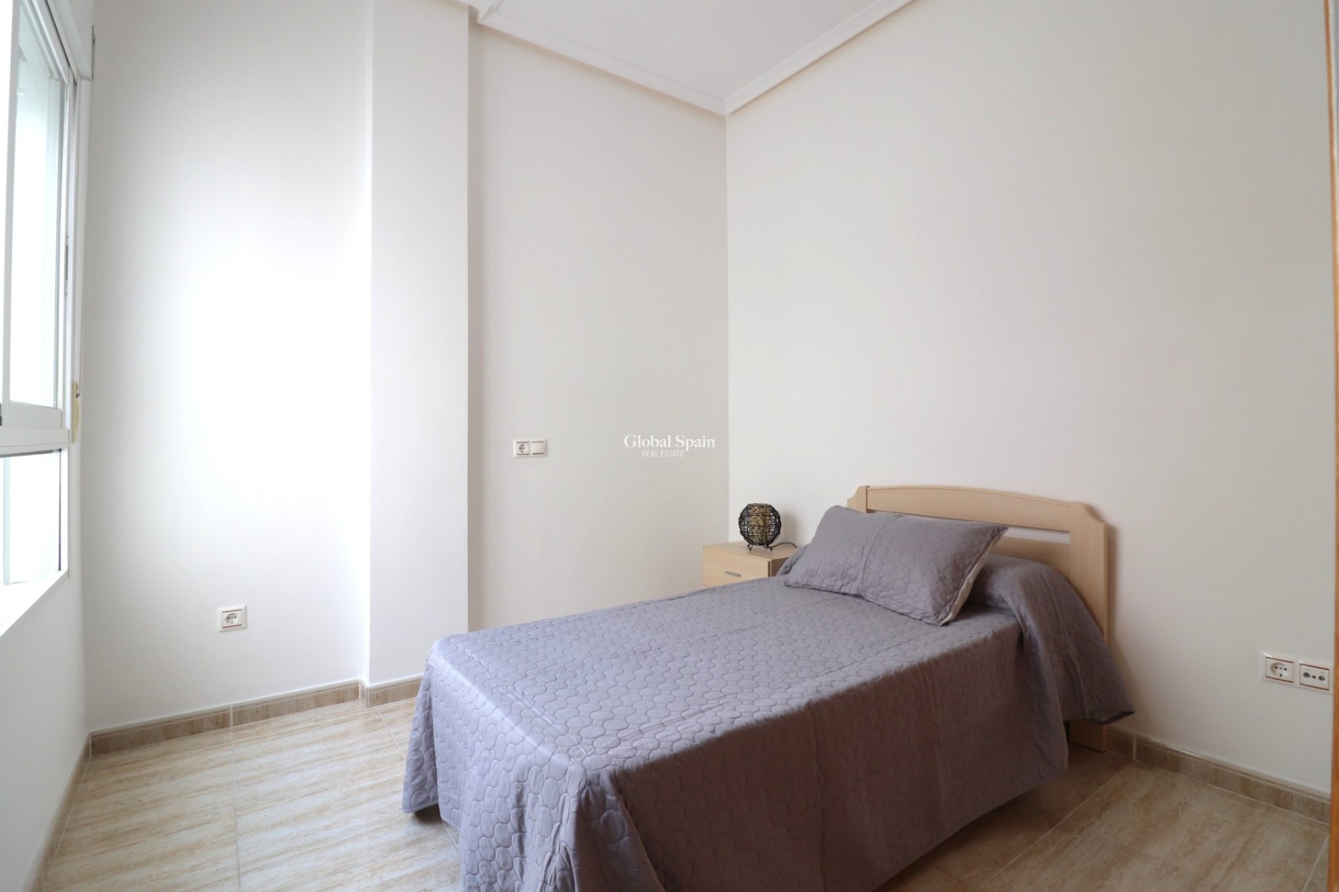 Wiederverkauf - WOHNUNG -
Almoradi - Almoradi - Town