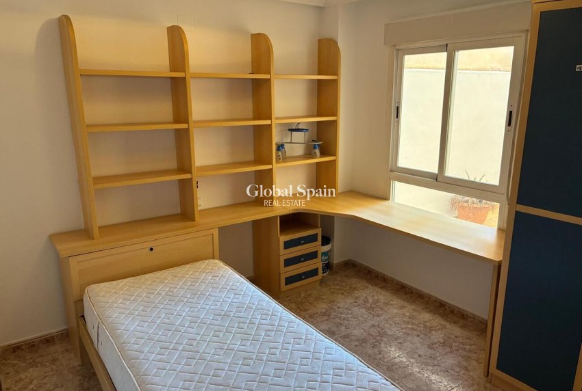 Wiederverkauf - WOHNUNG -
ALMORADÍ - Costa Blanca