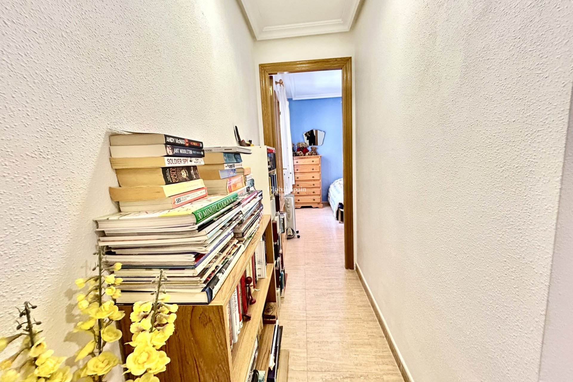 Wiederverkauf - WOHNUNG -
ALMORADÍ - Inland