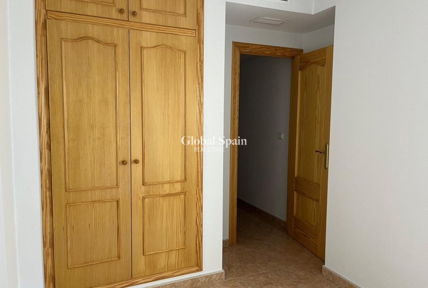 Wiederverkauf - WOHNUNG -
ALMORADÍ