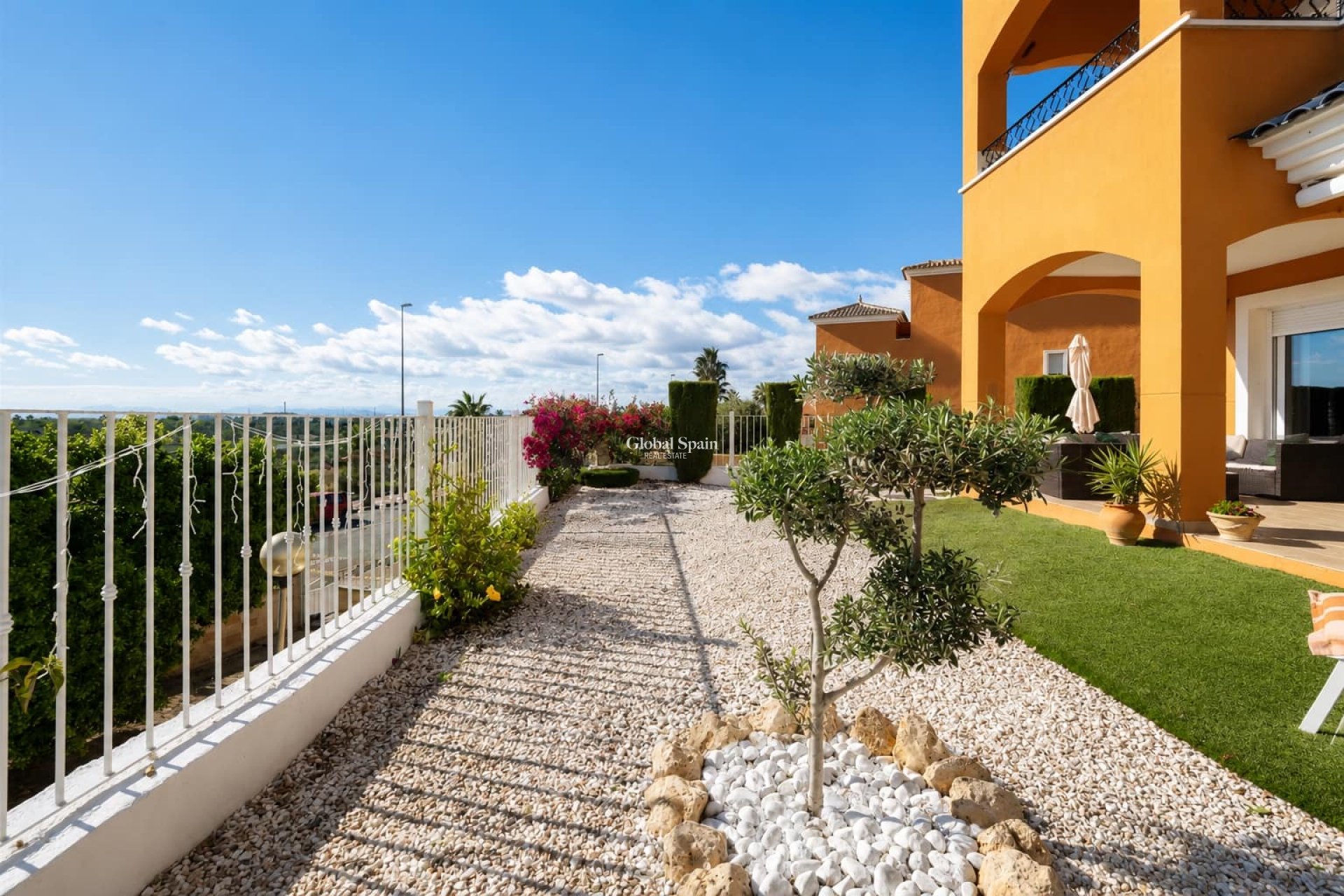 Wiederverkauf - WOHNUNG -
Altaona Golf and Country Club - Inland