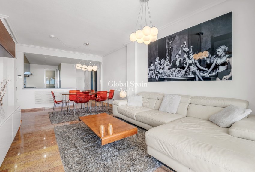 Wiederverkauf - WOHNUNG -
ALTEA - Costa Blanca