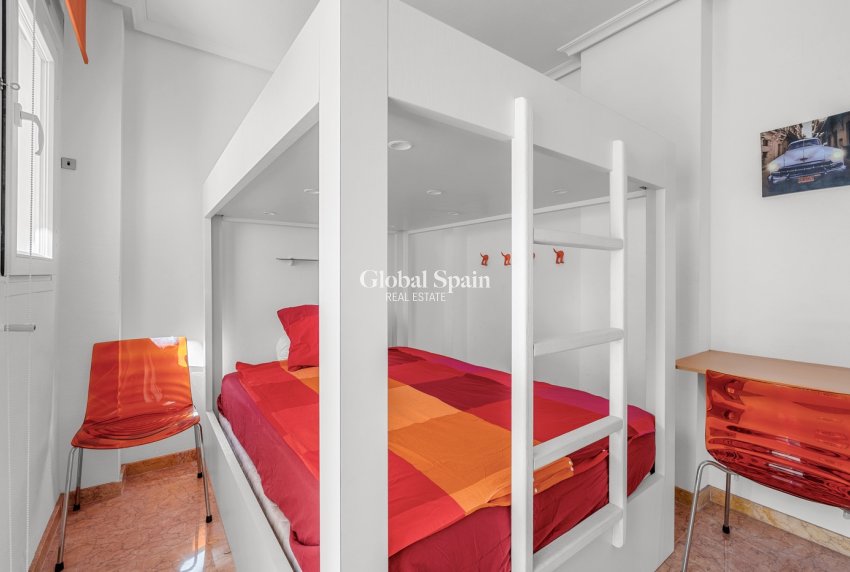 Wiederverkauf - WOHNUNG -
ALTEA - Costa Blanca