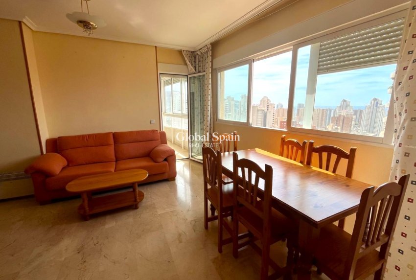 Wiederverkauf - Wohnung -
Benidorm - Centro