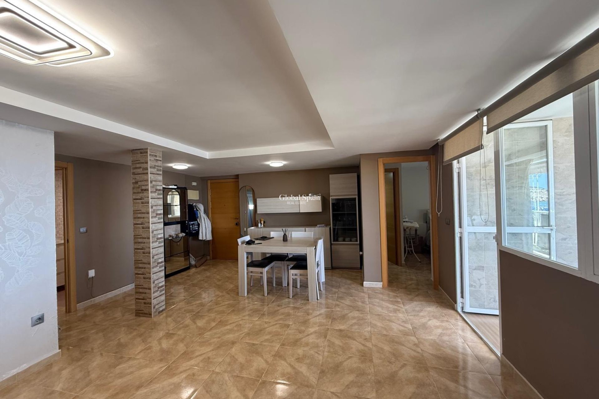 Wiederverkauf - WOHNUNG -
BENIDORM - Costa Blanca