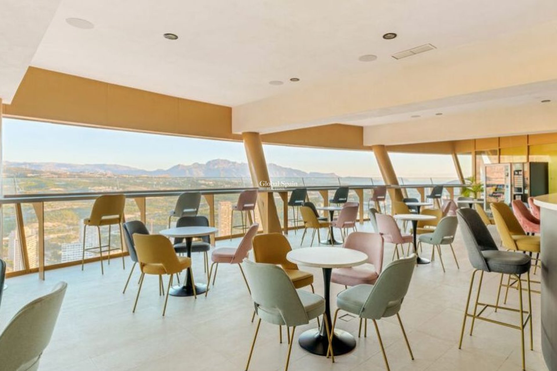 Wiederverkauf - WOHNUNG -
BENIDORM - Costa Blanca