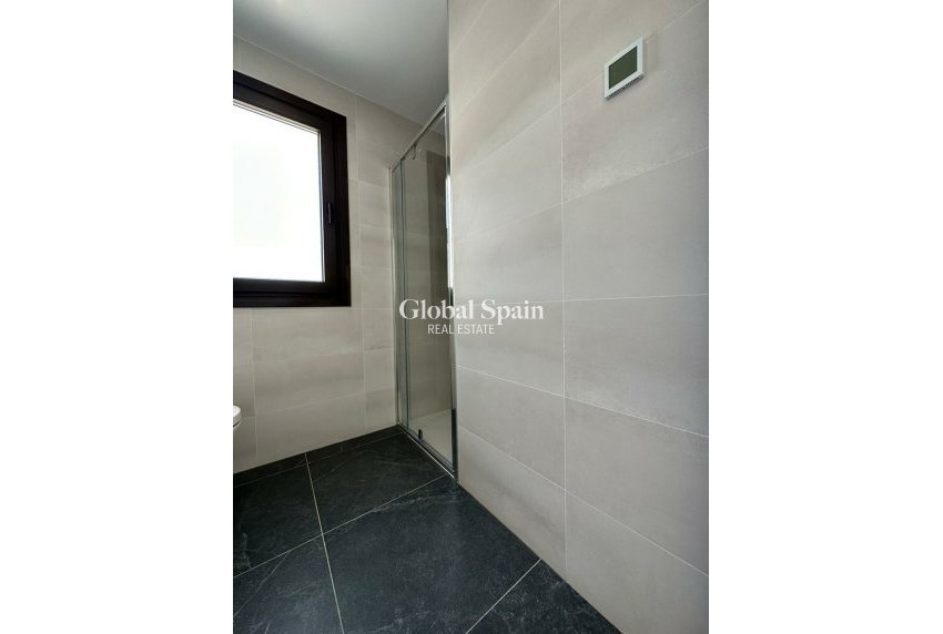 Wiederverkauf - WOHNUNG -
BENIDORM - Costa Blanca