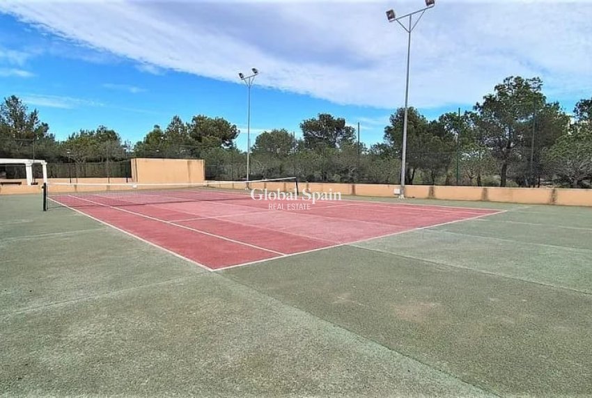 Wiederverkauf - WOHNUNG -
BENIDORM - Costa Blanca