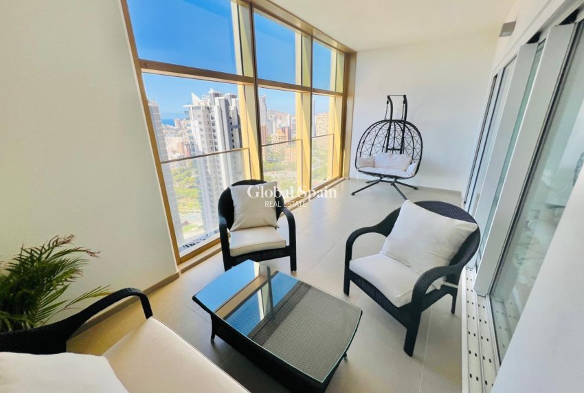 Wiederverkauf - WOHNUNG -
BENIDORM - Costa Blanca