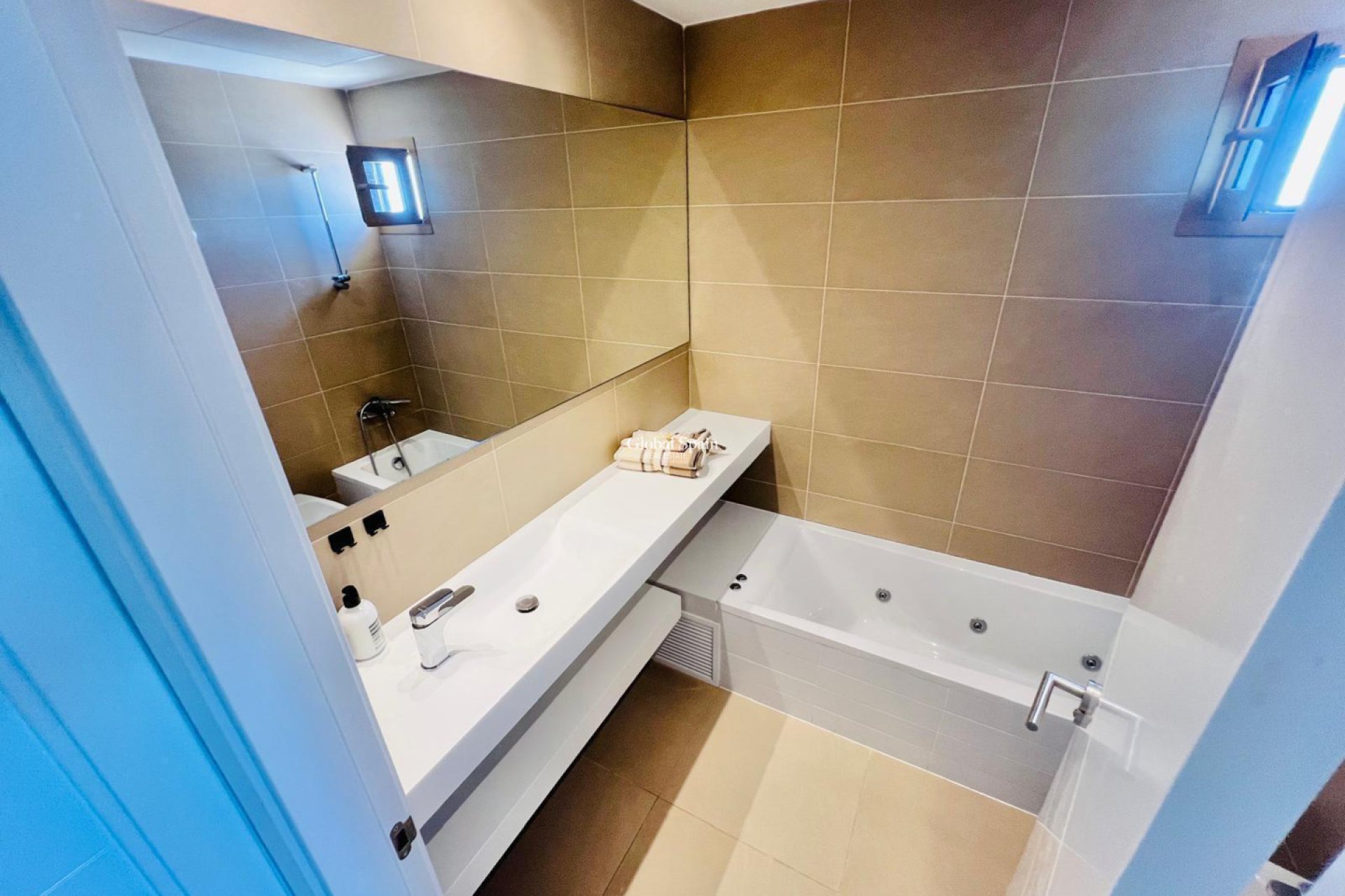 Wiederverkauf - WOHNUNG -
BENIDORM - Costa Blanca