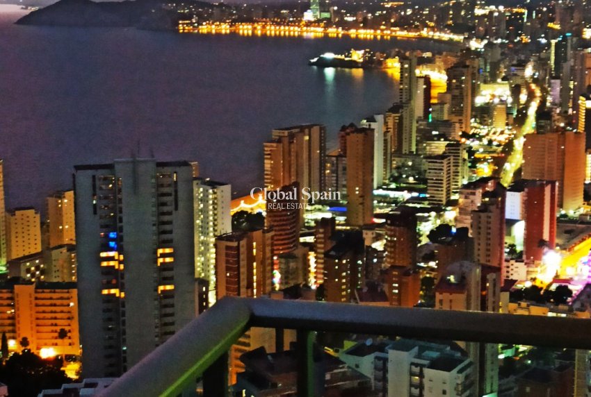 Wiederverkauf - WOHNUNG -
BENIDORM - Costa Blanca