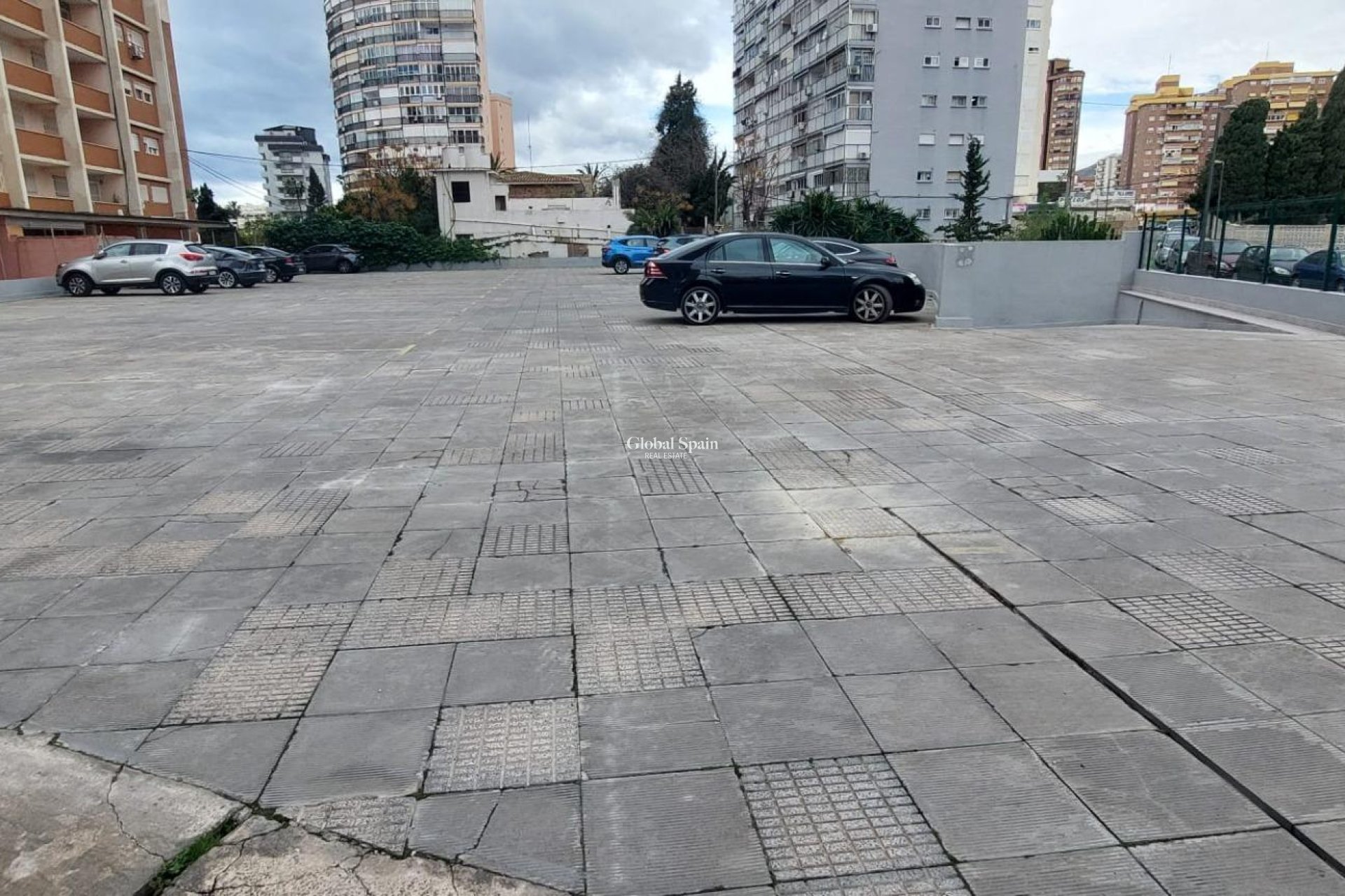 Wiederverkauf - WOHNUNG -
BENIDORM - Levante