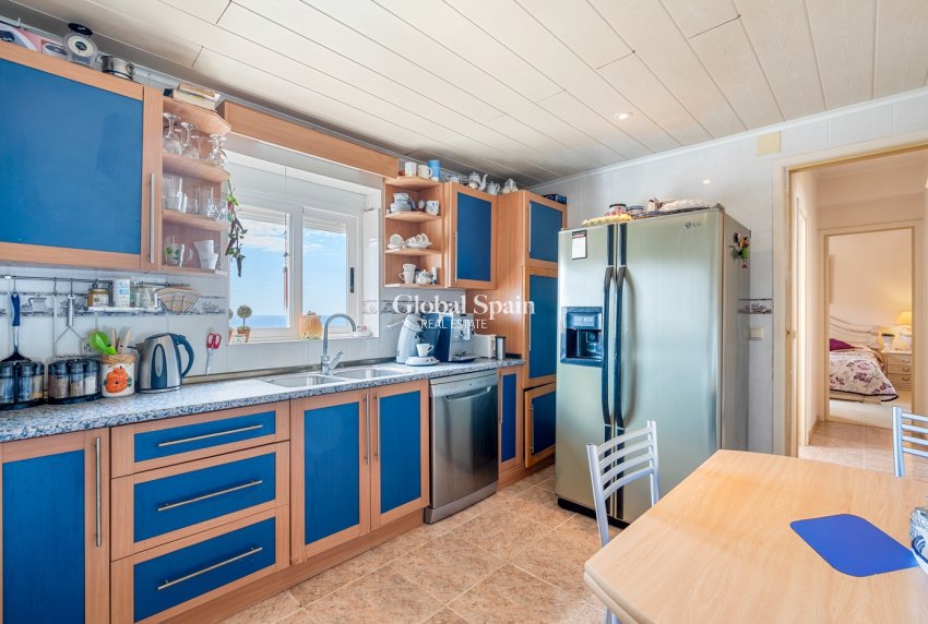 Wiederverkauf - WOHNUNG -
Benidorm - Levante