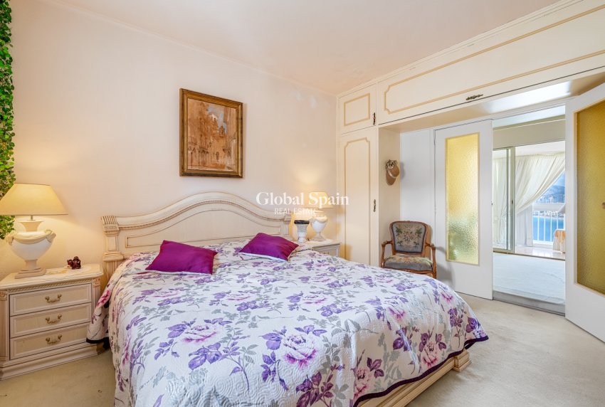 Wiederverkauf - WOHNUNG -
Benidorm - Levante