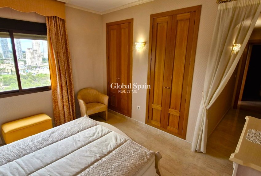 Wiederverkauf - Wohnung -
Benidorm - Levante