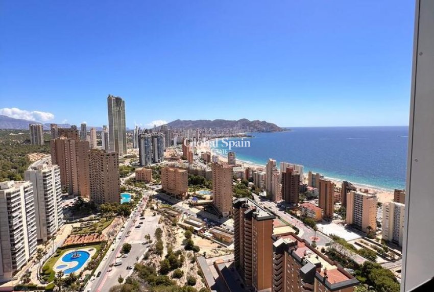 Wiederverkauf - WOHNUNG -
BENIDORM - Playa de Poniente