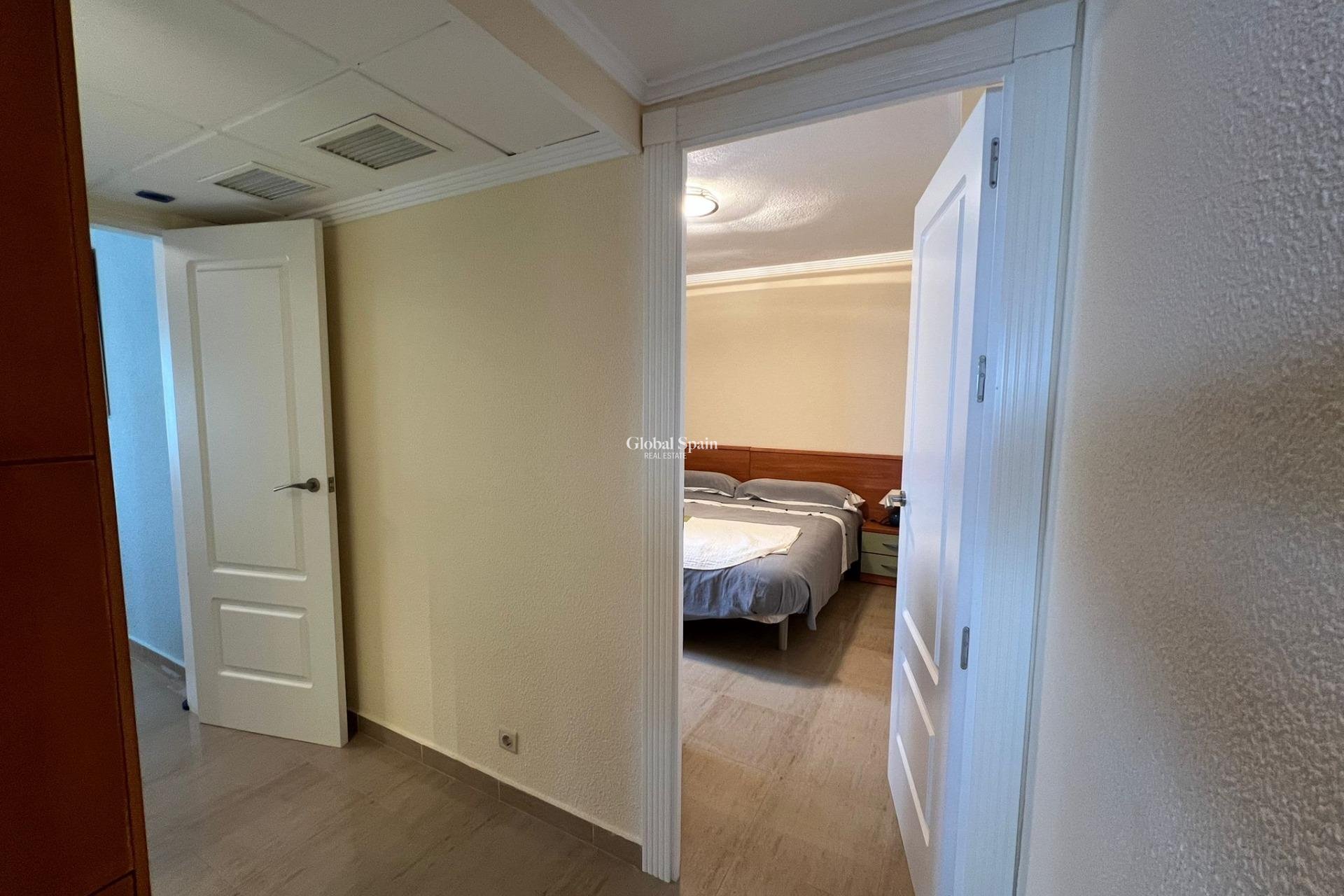 Wiederverkauf - WOHNUNG -
BENIDORM - Rincon de Loix Cruz