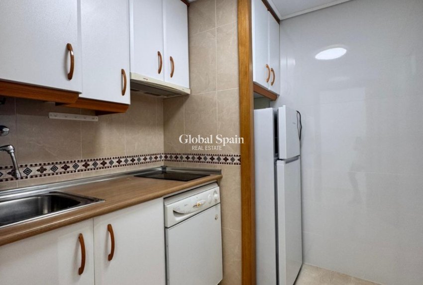 Wiederverkauf - WOHNUNG -
BENIDORM - Rincón de Loix