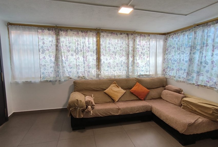 Wiederverkauf - WOHNUNG -
BENIDORM - Rincón de Loix