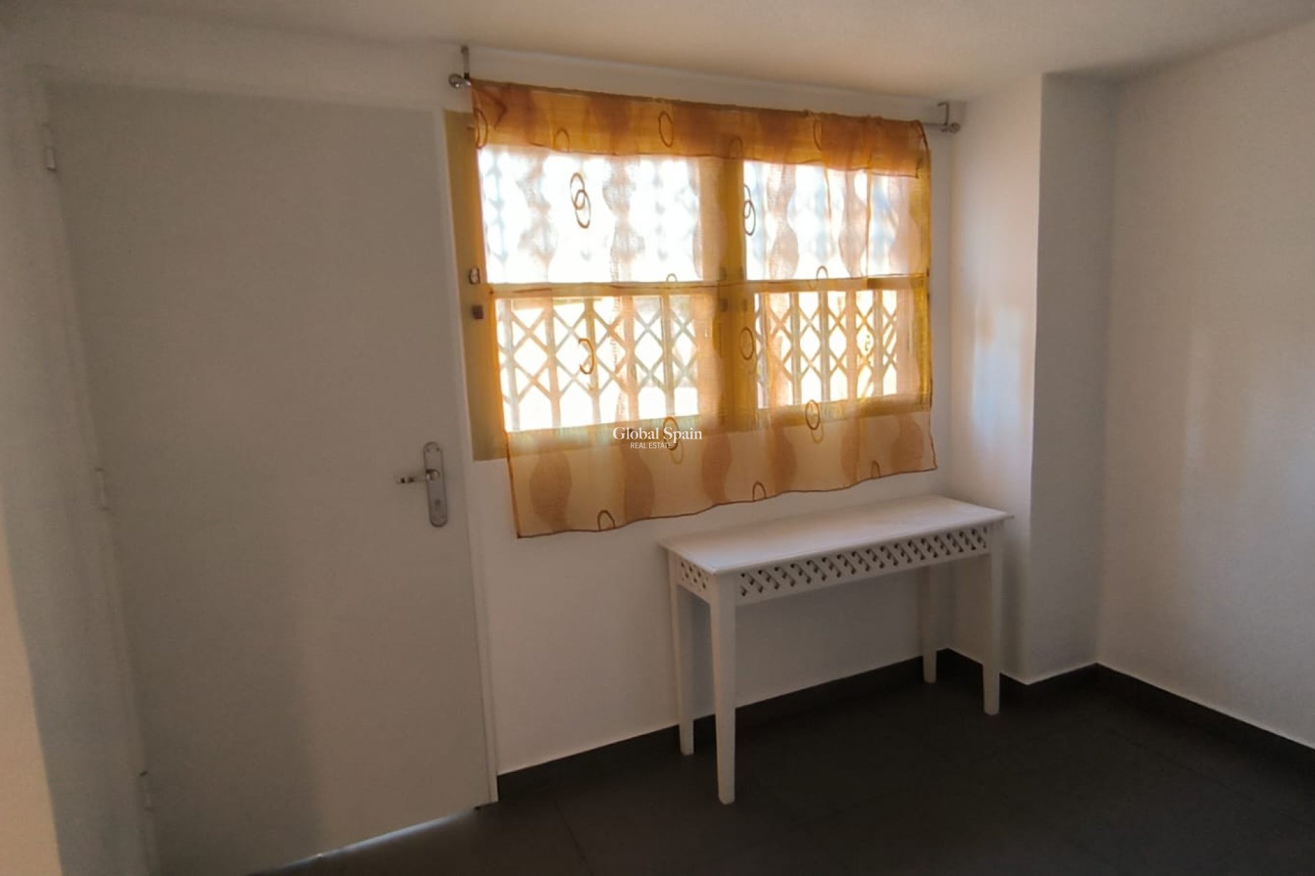 Wiederverkauf - WOHNUNG -
BENIDORM - Rincón de Loix