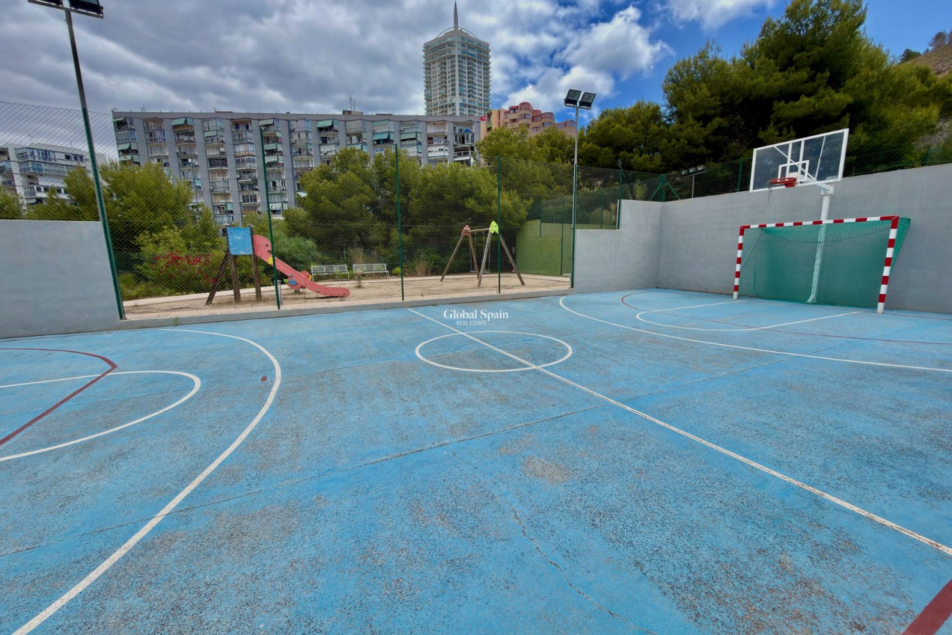 Wiederverkauf - WOHNUNG -
BENIDORM - Rincón de Loix