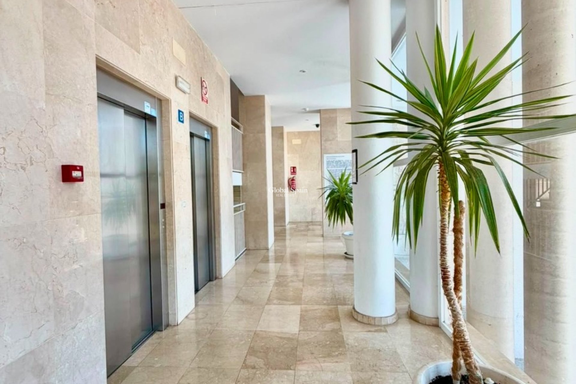 Wiederverkauf - WOHNUNG -
BENIDORM - Rincón de Loix