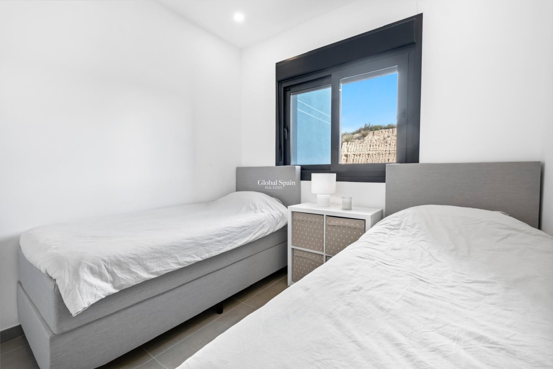 Wiederverkauf - WOHNUNG -
BENIDORM - Zona de Poniente