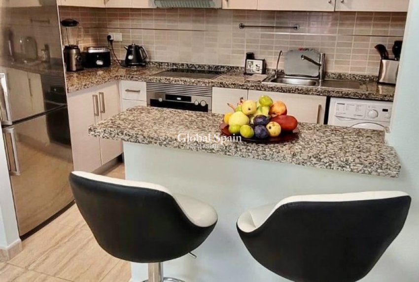 Wiederverkauf - WOHNUNG -
BENIDORM - Zona de Poniente