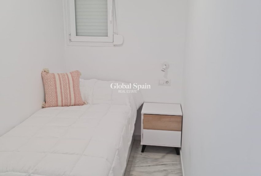 Wiederverkauf - WOHNUNG -
BENIDORM - Zona de Poniente