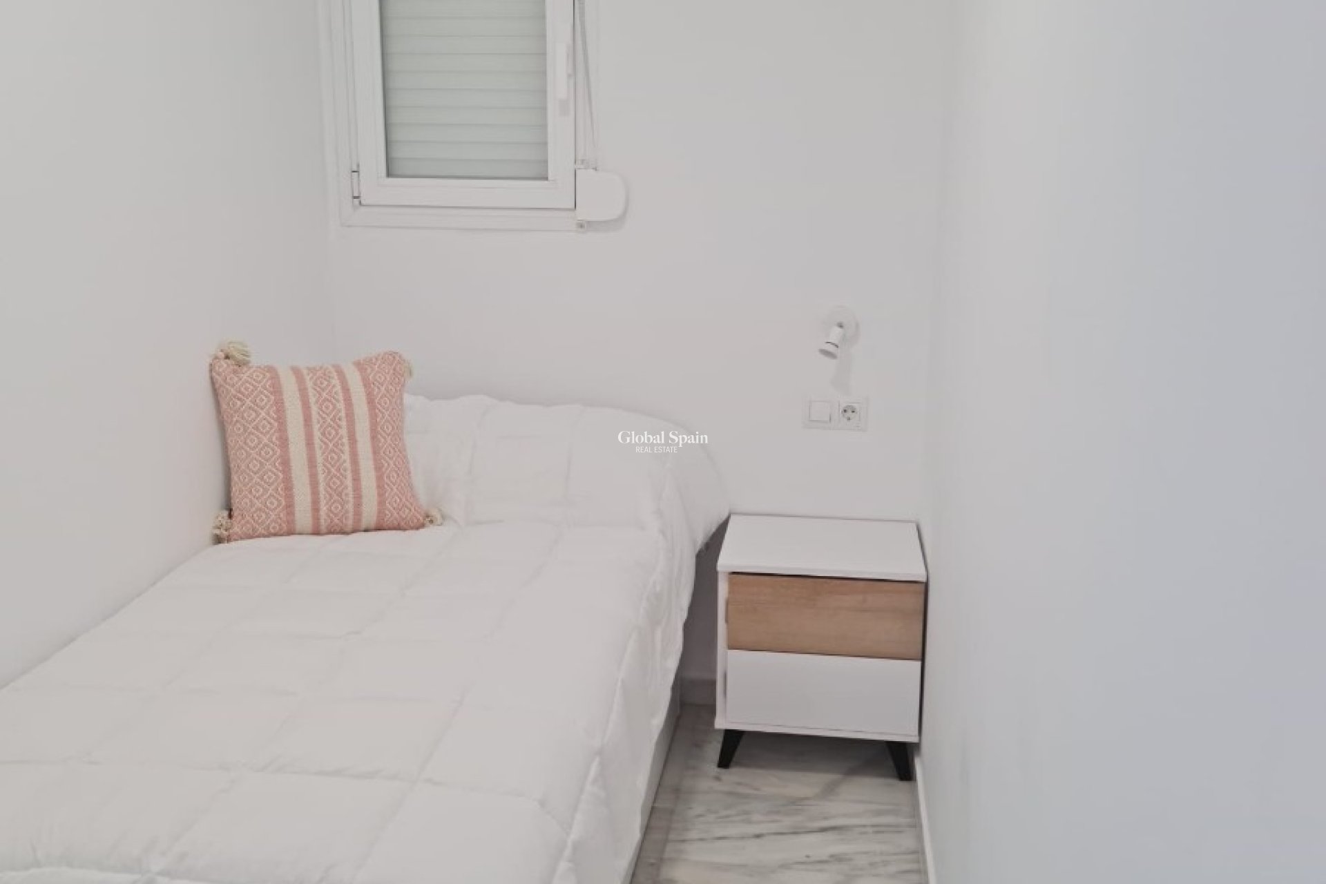 Wiederverkauf - WOHNUNG -
BENIDORM - Zona de Poniente