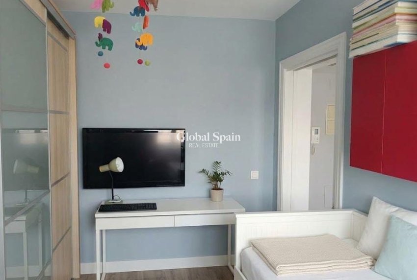 Wiederverkauf - WOHNUNG -
BENIDORM - Zona de Poniente