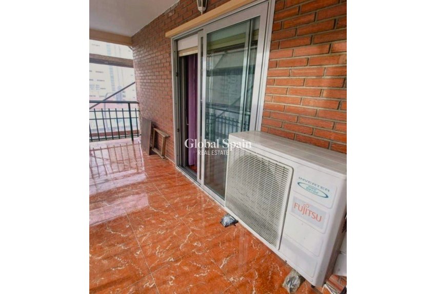 Wiederverkauf - Wohnung -
Benidorm - Zona de Poniente