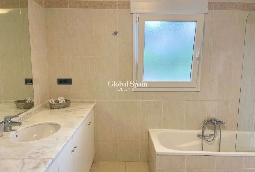 Wiederverkauf - WOHNUNG -
BENISSA - Costa Blanca