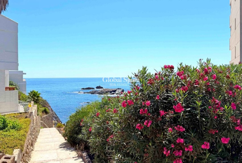 Wiederverkauf - WOHNUNG -
CABO DE PALOS - Costa Calida