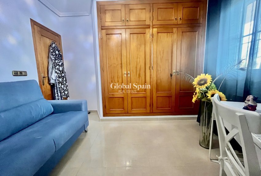 Wiederverkauf - WOHNUNG -
CABO ROIG - Costa Blanca