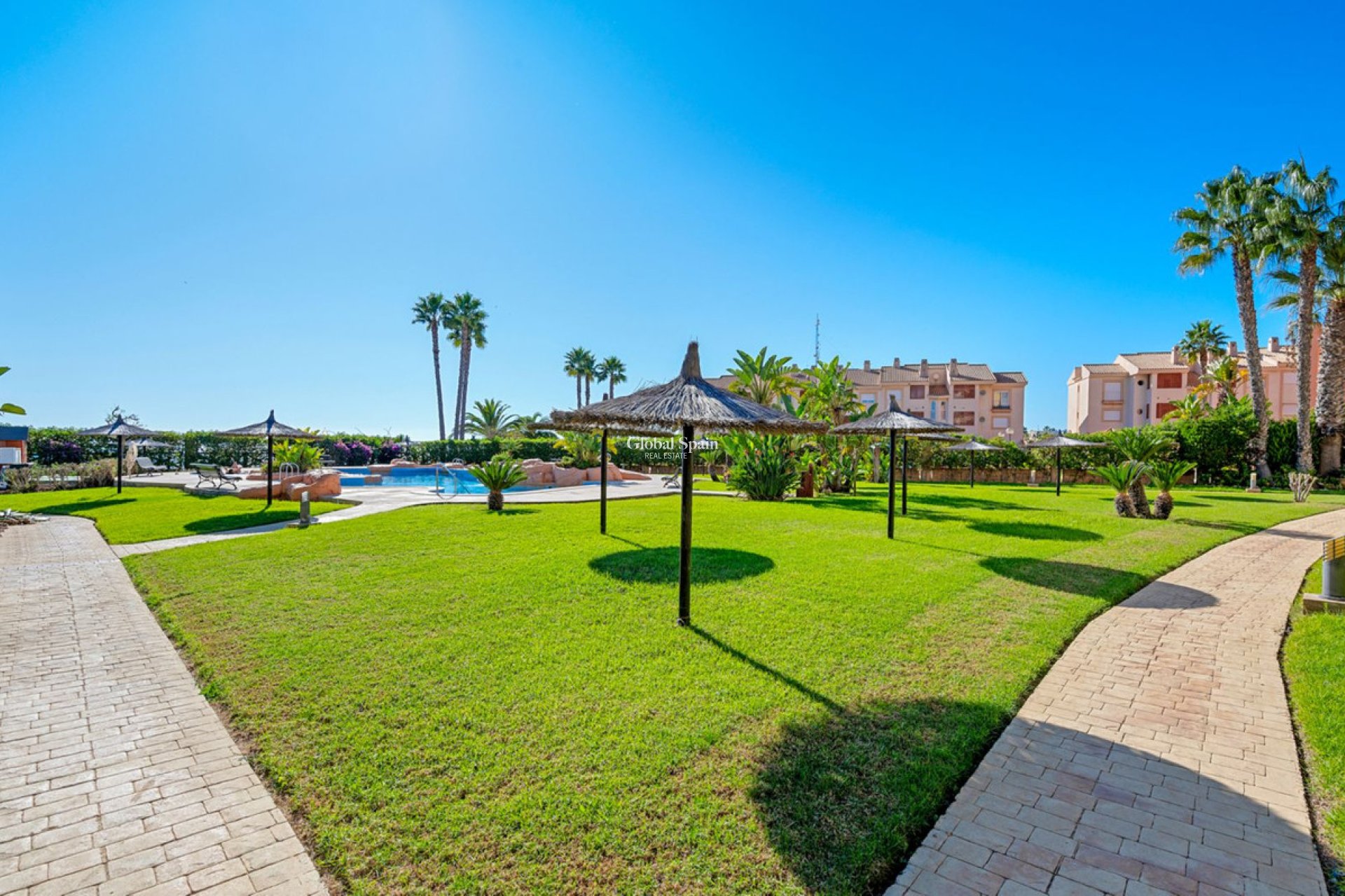 Wiederverkauf - WOHNUNG -
CABO ROIG - Costa Blanca