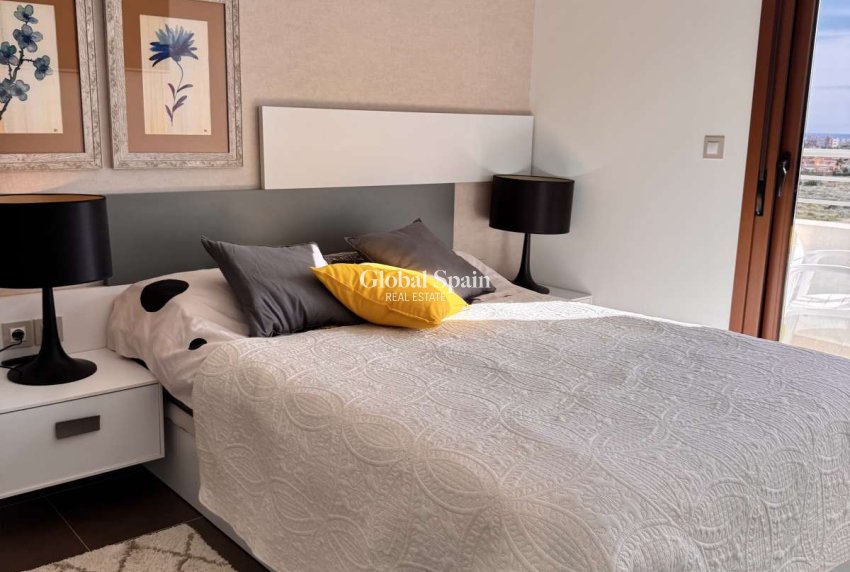 Wiederverkauf - WOHNUNG -
CABO ROIG - Costa Blanca