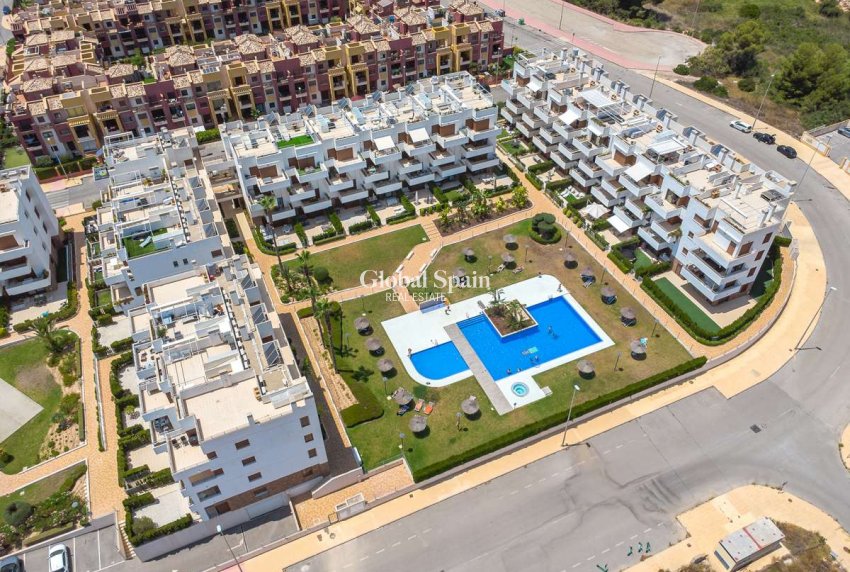 Wiederverkauf - WOHNUNG -
CABO ROIG - Costa Blanca