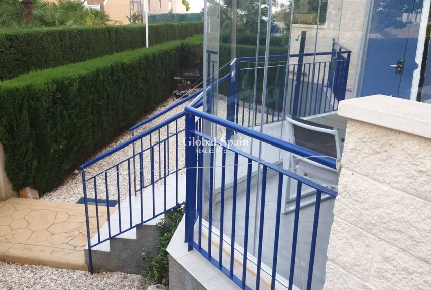 Wiederverkauf - WOHNUNG -
CABO ROIG - Costa Blanca