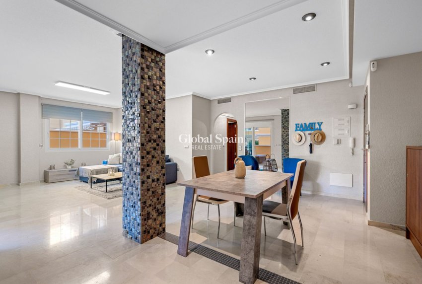 Wiederverkauf - WOHNUNG -
CABO ROIG - Costa Blanca