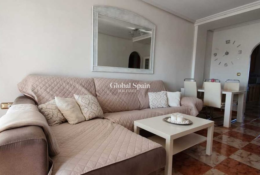 Wiederverkauf - WOHNUNG -
CABO ROIG - Costa Blanca