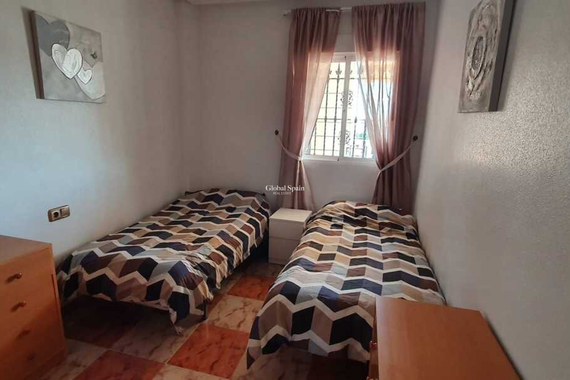 Wiederverkauf - WOHNUNG -
CABO ROIG - Costa Blanca