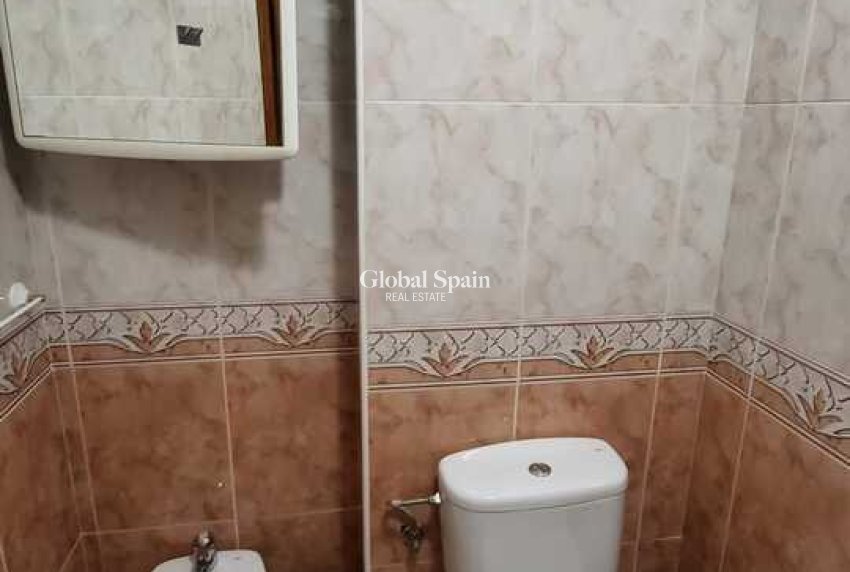 Wiederverkauf - WOHNUNG -
CABO ROIG - Costa Blanca