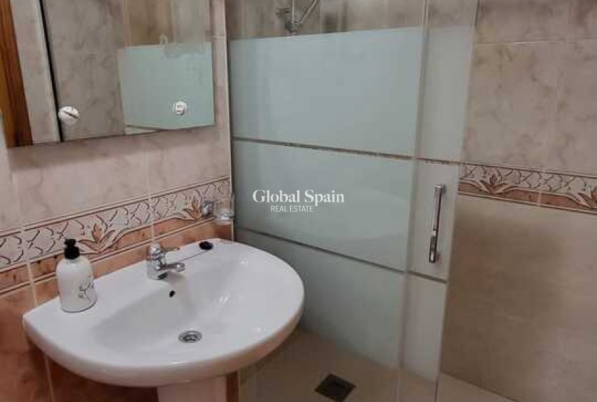 Wiederverkauf - WOHNUNG -
CABO ROIG - Costa Blanca