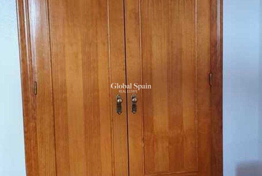 Wiederverkauf - WOHNUNG -
CABO ROIG - Costa Blanca