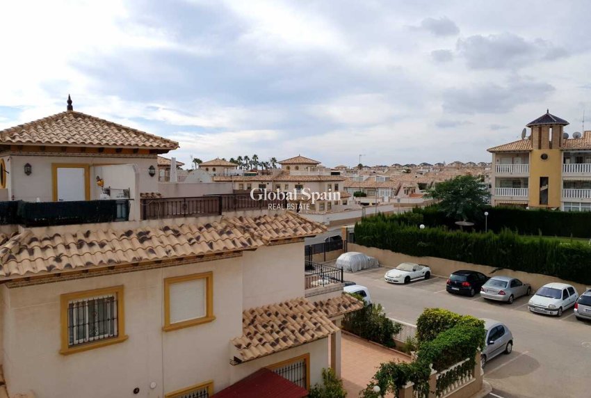 Wiederverkauf - WOHNUNG -
CABO ROIG - Costa Blanca