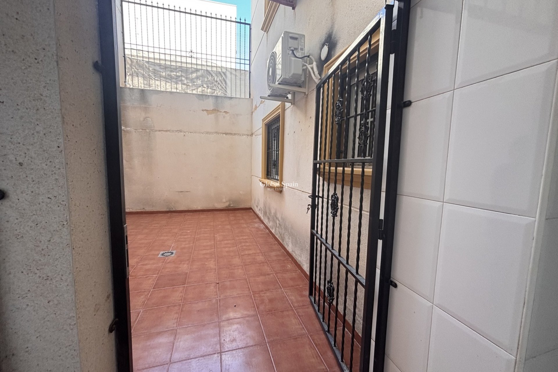 Wiederverkauf - WOHNUNG -
CABO ROIG - Costa Blanca
