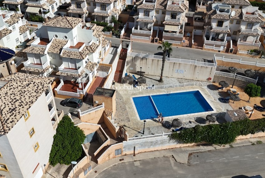 Wiederverkauf - WOHNUNG -
CABO ROIG - Costa Blanca
