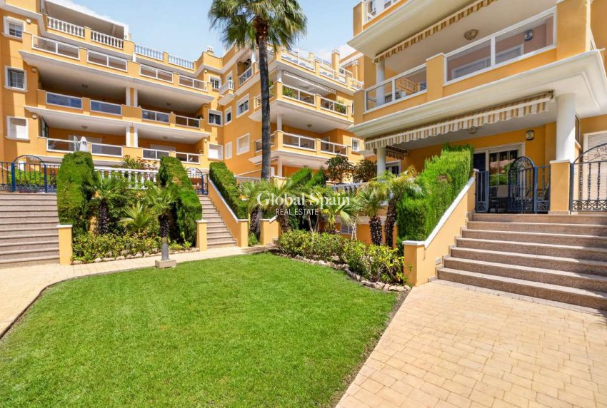 Wiederverkauf - WOHNUNG -
CABO ROIG - Costa Blanca