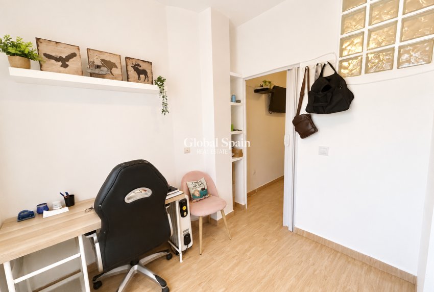 Wiederverkauf - WOHNUNG -
CABO ROIG - Costa Blanca